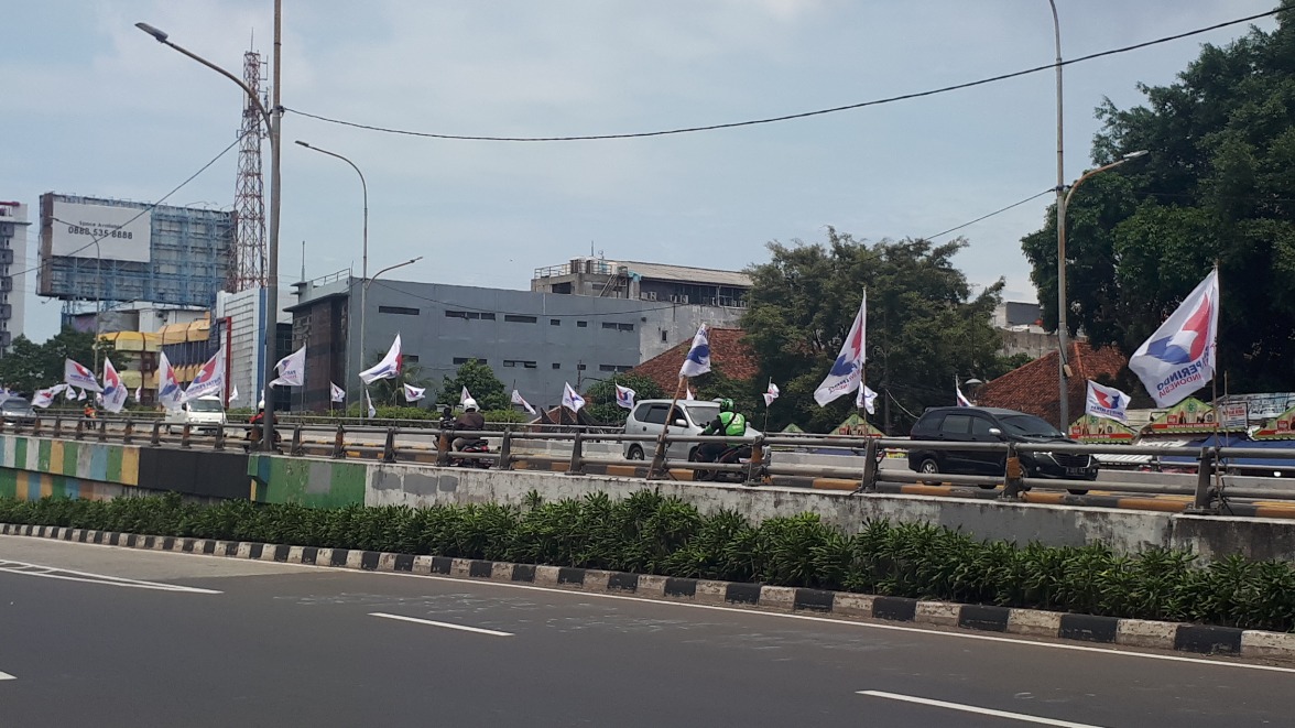 Umbul-umbul Dilarang Dipasang di Fasilitas Umum