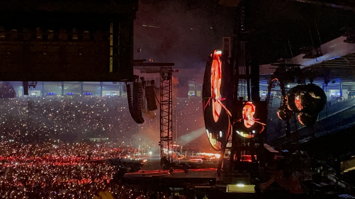 Traffic Engineering Ahead of a Coldplay Concert Kompas.id