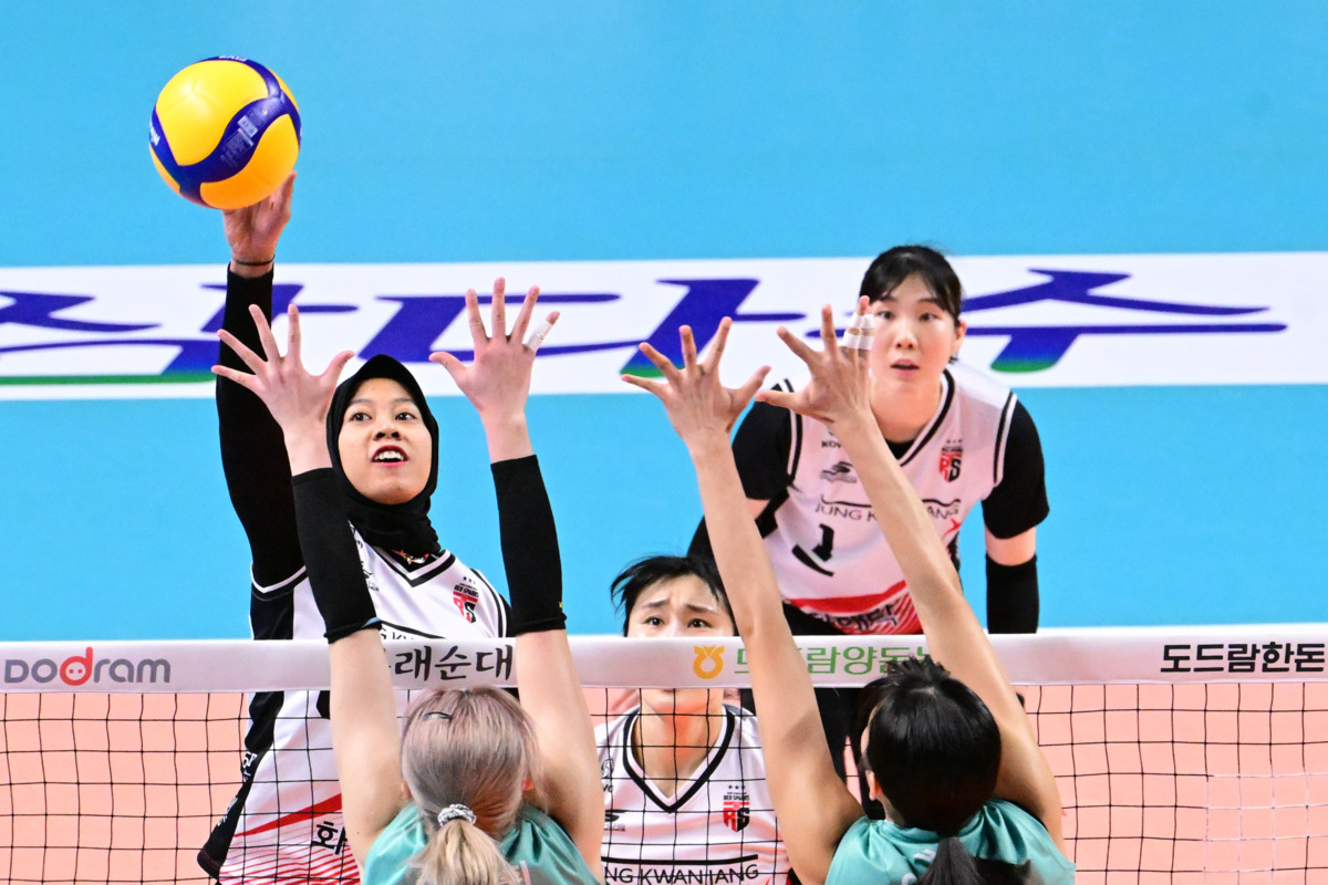 The Multiplier Effect of Megawati “Megatron” for Korean Volleyball