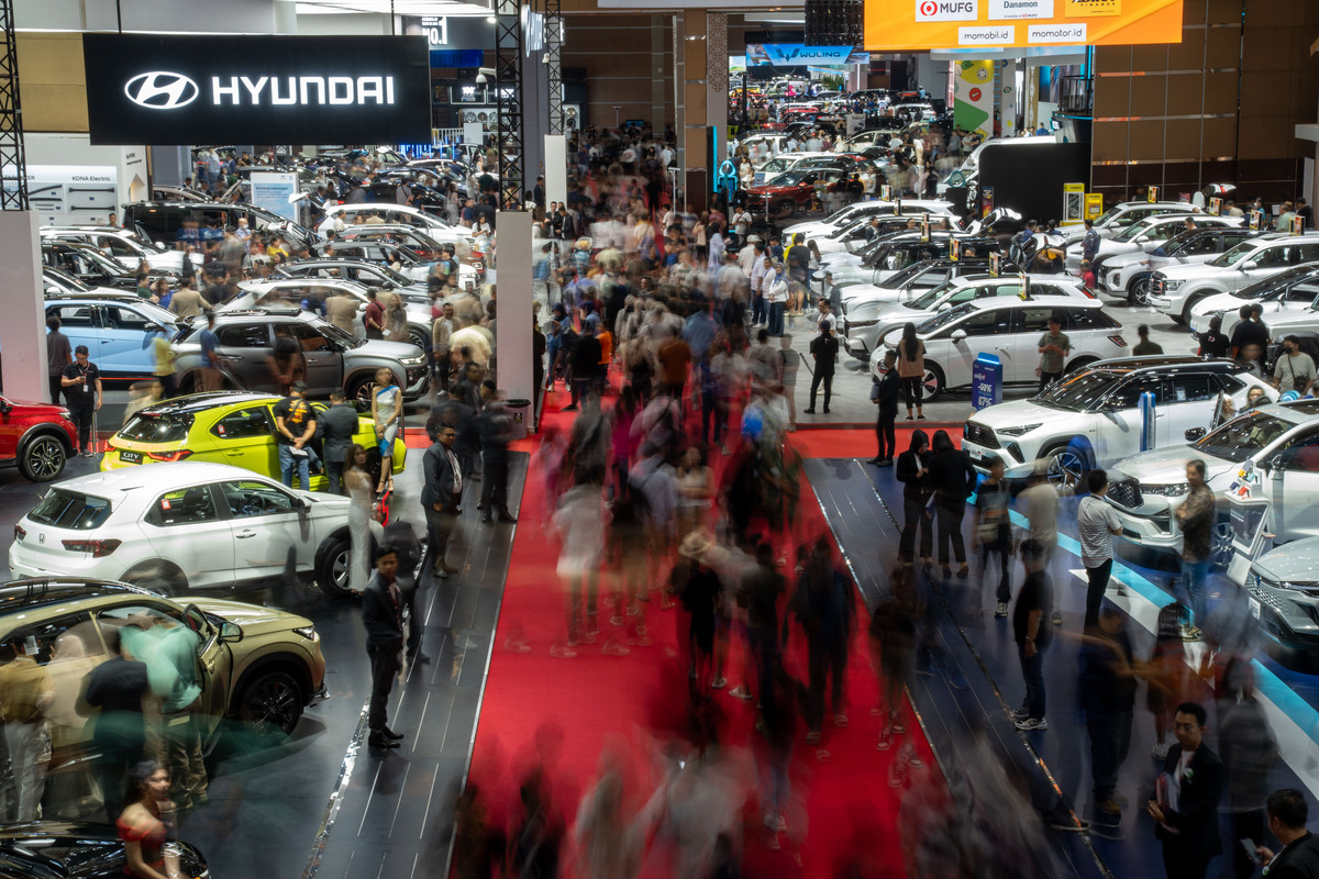 Perebutan Pangsa Pasar Mobil Listrik di Indonesia, Siapa yang Berjaya?