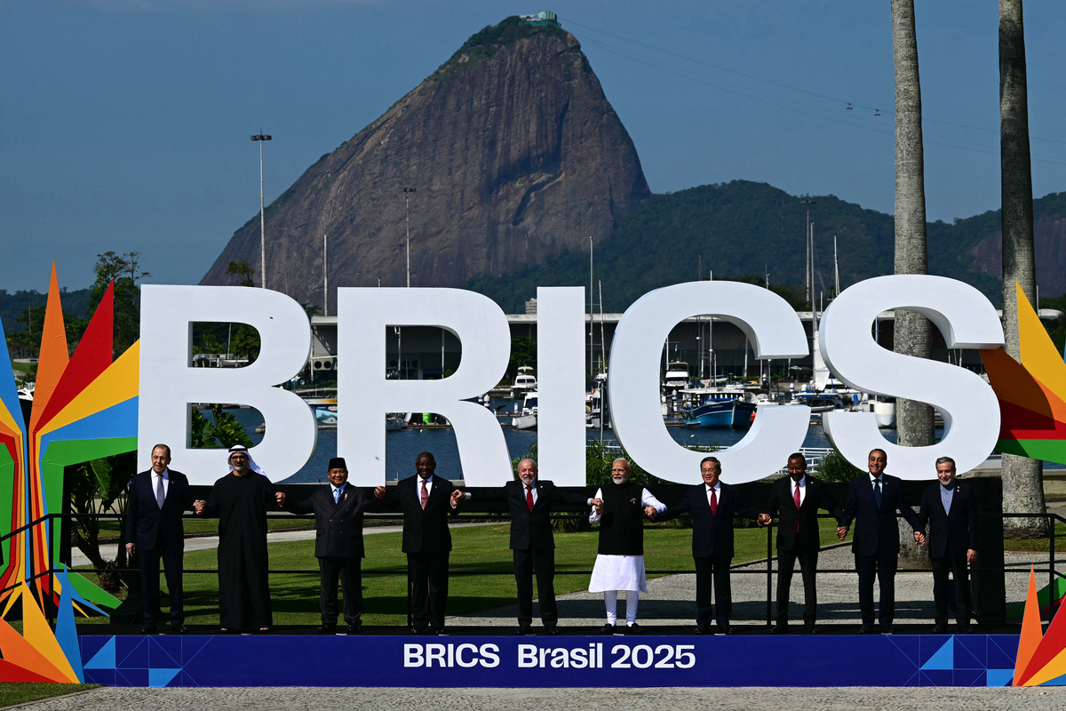 Teluku untuk artikel BRICS Tidak Mau Ribut dengan Trump Soal Tarif
